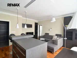 Pronájem bytu 2+kk, Praha - Jinonice, Laténská, 68 m2