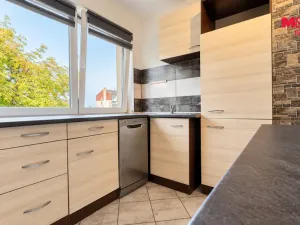 Pronájem bytu 3+1, Milovice - Mladá, Spojovací, 70 m2