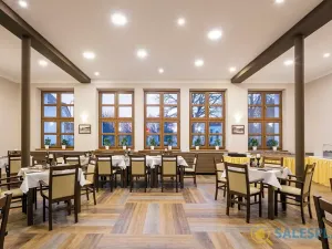 Prodej ubytování, Doksy, Tyršovo náměstí, 1342 m2