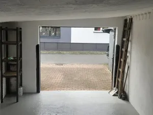 Pronájem garáže, Praha - Čakovice, Na bahnech, 15 m2