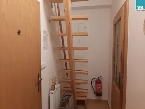 Pronájem bytu 2+kk, Litomyšl, Smetanovo náměstí, 69 m2