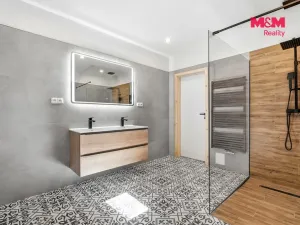 Prodej rodinného domu, Železný Brod - Bzí, 313 m2