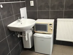 Pronájem obchodního prostoru, Ivančice, Boží Hora, 30 m2
