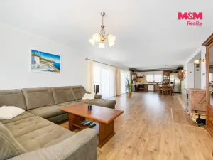 Prodej rodinného domu, Praha - Újezd nad Lesy, Svojšická, 230 m2