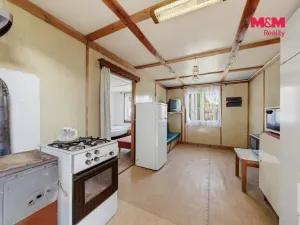 Prodej pozemku pro bydlení, Pnětluky, 1752 m2