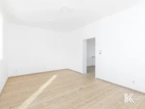 Pronájem kanceláře, Pardubice, Chrudimská, 131 m2