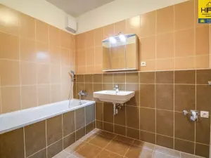 Pronájem bytu 2+kk, Olomouc, Edvarda Beneše, 62 m2