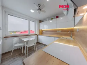Prodej bytu 2+1, Sokolov, Vítězná, 66 m2
