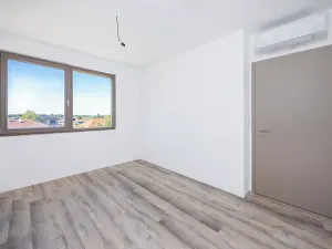 Prodej rodinného domu, Sezemice, Pod Vinicí, 116 m2