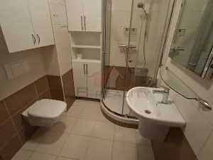 Pronájem bytu 2+kk, Kolín, Roháčova, 55 m2