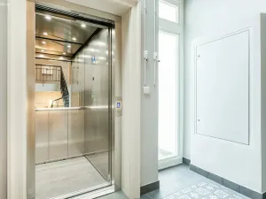 Pronájem bytu 2+kk, Praha - Bubeneč, Sládkova, 45 m2