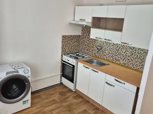 Pronájem bytu 1+1, Uherské Hradiště, Štěpnická, 34 m2