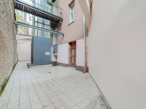 Pronájem obchodního prostoru, Praha - Žižkov, Ježkova, 64 m2