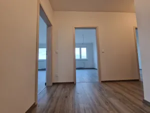 Pronájem bytu 3+kk, Praha - Kbely, Sedlářova, 72 m2