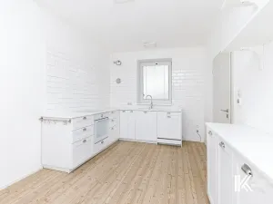 Pronájem obchodního prostoru, Pardubice, Chrudimská, 131 m2