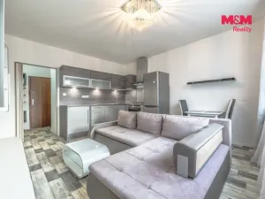 Pronájem bytu 2+kk, Děčín - Děčín XXXII-Boletice nad Labem, V Sídlišti, 42 m2