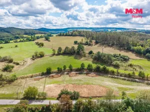 Pronájem zahrady, Milešov, 770 m2