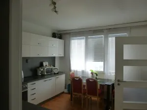 Prodej bytu 3+1, Milevsko, J. A. Komenského, 63 m2