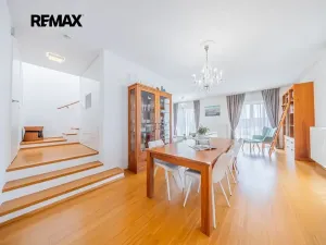 Prodej rodinného domu, Lidice, Starosty Hejmy, 148 m2