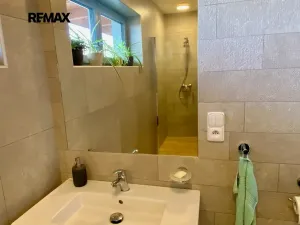 Pronájem rodinného domu, Mukařov, Na Kopci, 103 m2