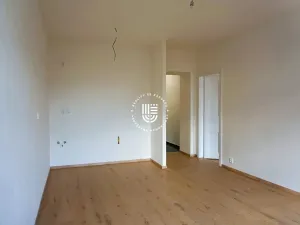 Prodej bytu 3+kk, Praha - Vysočany, Na břehu, 83 m2