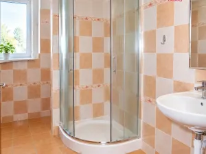 Pronájem bytu 2+kk, Pardubice - Zelené Předměstí, Holcova, 53 m2