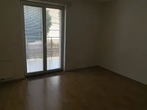 Pronájem bytu 2+kk, Praha, Meteorologická, 57 m2