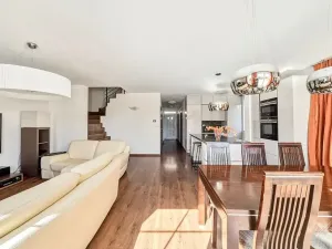 Prodej rodinného domu, Větrušice, Skalní, 158 m2