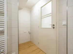 Prodej bytu 2+kk, Praha - Lhotka, K Novému dvoru, 64 m2