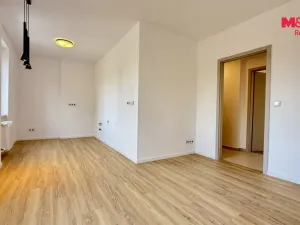 Prodej bytu 3+kk, Meziměstí, Dlouhá, 60 m2