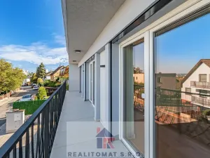 Pronájem bytu 4+kk, Praha - Komořany, Pod lesem, 343 m2