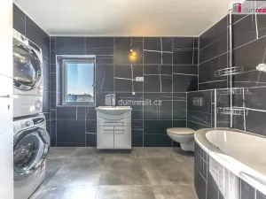 Prodej rodinného domu, Praha - Horní Počernice, Spojenců, 209 m2