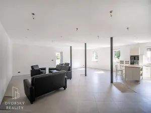 Prodej vícegeneračního domu, Žeretice, 320 m2