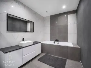 Prodej vícegeneračního domu, Žeretice, 320 m2