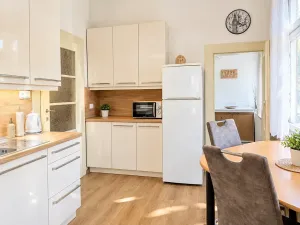 Pronájem bytu 4+1, Praha - Strašnice, Běchovická, 138 m2