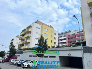 Pronájem garážového stání, Brno, Žabí, 14 m2