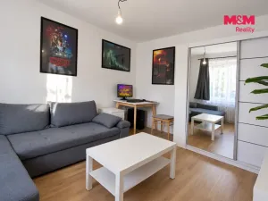 Pronájem bytu 1+1, Pardubice - Bílé Předměstí, Na Okrouhlíku, 28 m2