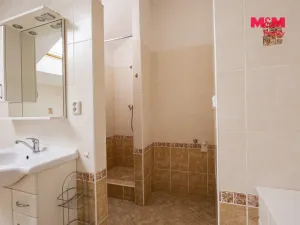 Pronájem bytu 3+1, Nový Bor, Tržní náměstí, 108 m2