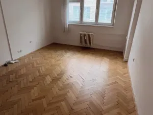 Pronájem bytu 2+1, Pardubice, Sladkovského, 75 m2