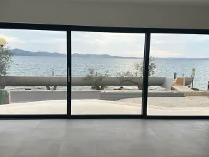 Prodej vily, Zadar, Chorvatsko, Krešimirova obala, 242 m2