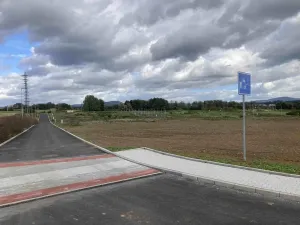 Prodej pozemku, Ostrov, Hroznětínská, 697 m2