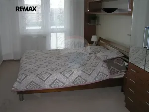 Pronájem bytu 3+1, Praha - Stodůlky, Sluneční náměstí, 90 m2