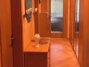 Pronájem bytu 2+kk, Praha - Strašnice, Názovská, 68 m2