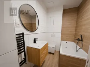 Prodej bytu 4+kk, České Budějovice, Čakovská, 94 m2