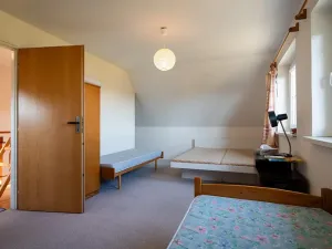 Prodej rodinného domu, Římov, 195 m2