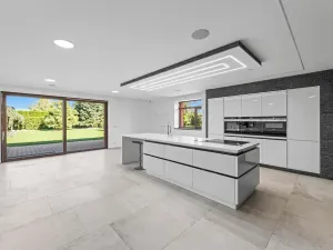 Prodej kanceláře, Velké Přítočno, 350 m2