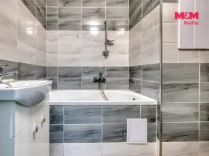 Prodej bytu 3+1, Rotava, Sídliště, 56 m2