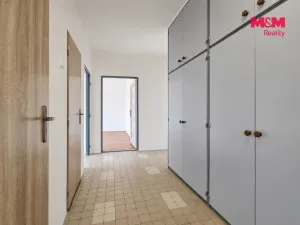 Prodej bytu 2+1, Rotava, Sídliště, 53 m2