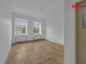 Prodej činžovního domu, Třebechovice pod Orebem, Masarykovo náměstí, 180 m2