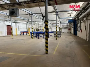 Pronájem skladu, Suchovršice, 460 m2